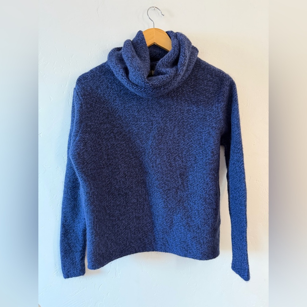Lowie Blue and Black Knit Cashmere Wool Turtleneck Oversized Sweater Size Small